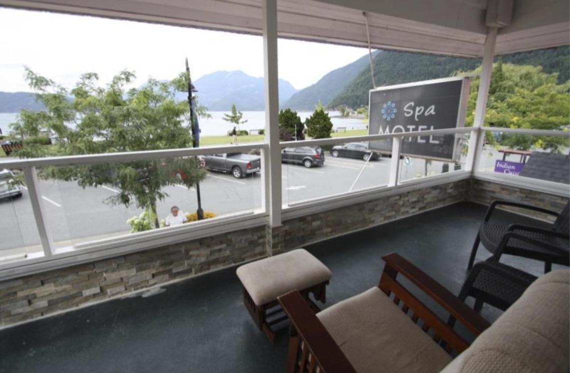 Harrison Spa Motel Harrison Hot Springs Ngoại thất bức ảnh